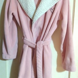 Victoria's Secret Hooded Long Plush Robe, Baby soft Pink  XS